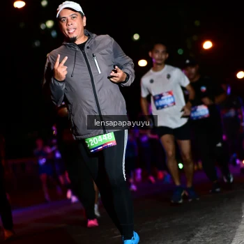 Runner Photo 4044533