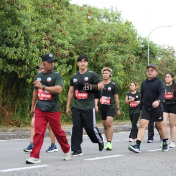 Runner Photo 4044568