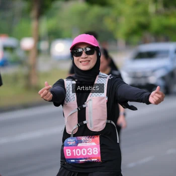 Runner Photo 4044612