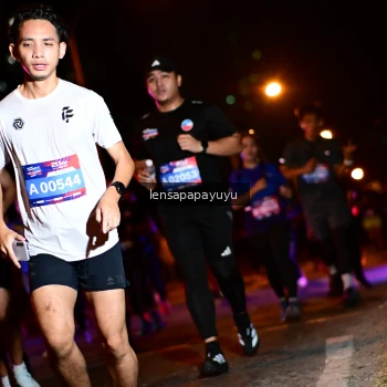 Runner Photo 4044614