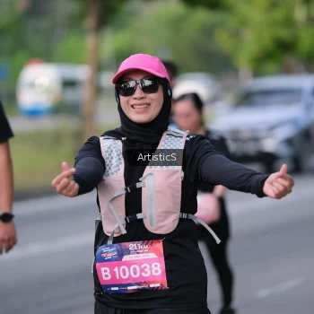 Runner Photo 4044630