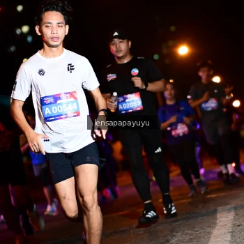 Runner Photo 4044642