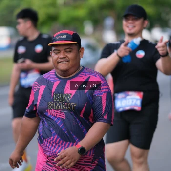 Runner Photo 4044646