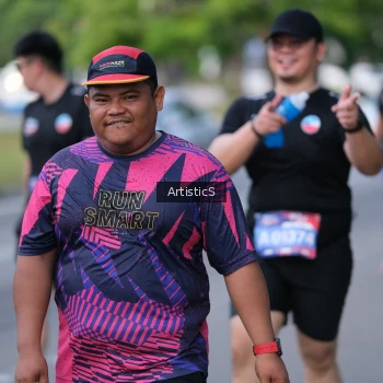 Runner Photo 4044653