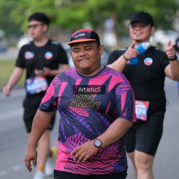 Runner Photo 4044656