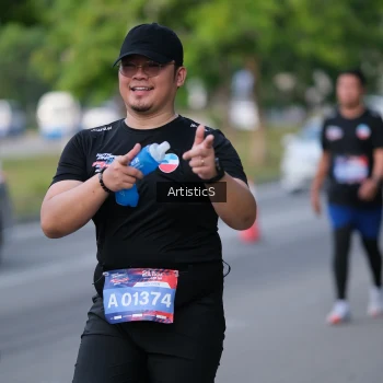 Runner Photo 4044664
