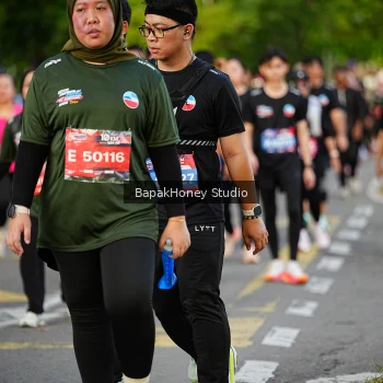 Runner Photo 4044675