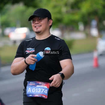 Runner Photo 4044677