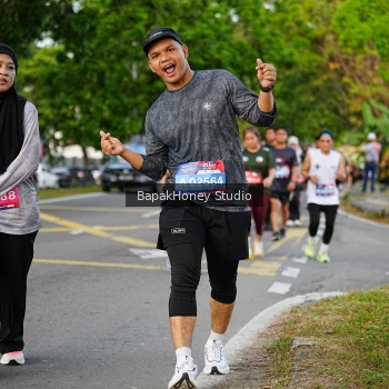 Runner Photo 4044700