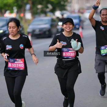 Runner Photo 4044705