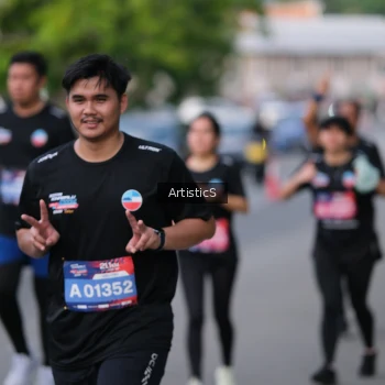 Runner Photo 4044707
