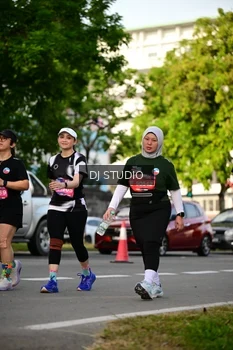 Runner Photo 4044719