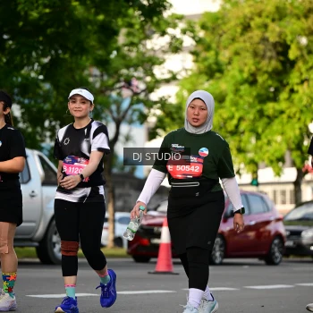 Runner Photo 4044725