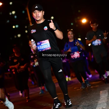 Runner Photo 4044740