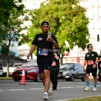 Runner Photo 4044746