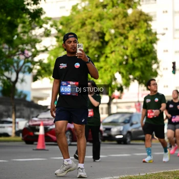 Runner Photo 4044747