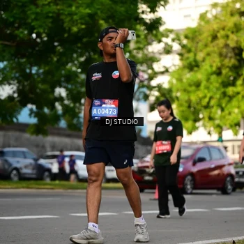 Runner Photo 4044749