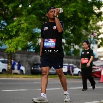 Runner Photo 4044756