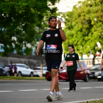 Runner Photo 4044758