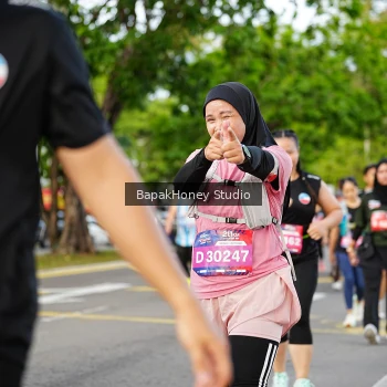Runner Photo 4044760