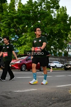 Runner Photo 4044782