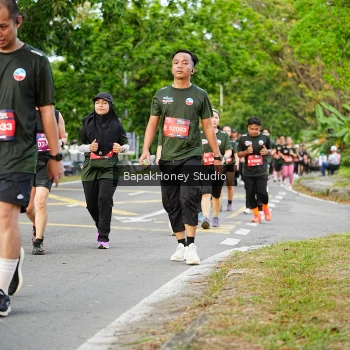 Runner Photo 4044906