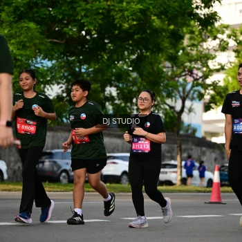 Runner Photo 4044916