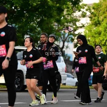 Runner Photo 4044974