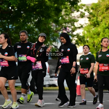 Runner Photo 4044980
