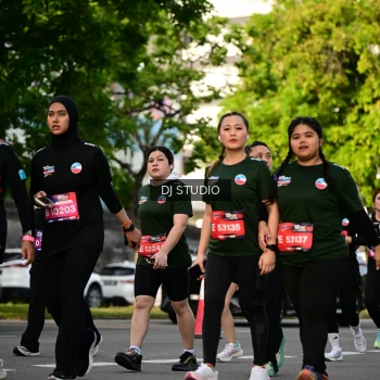 Runner Photo 4044997