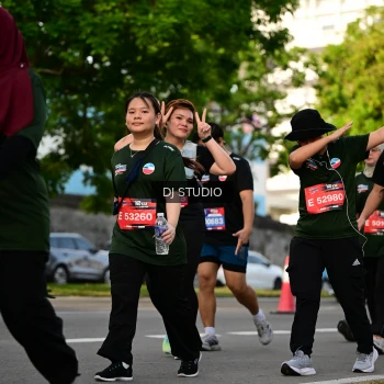 Runner Photo 4045060