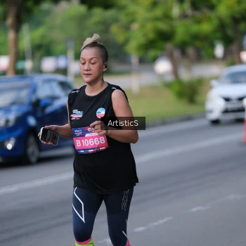 Runner Photo 4045153