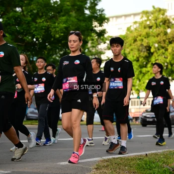 Runner Photo 4045174