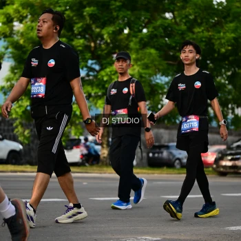 Runner Photo 4045181