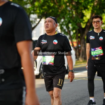 Runner Photo 4045186