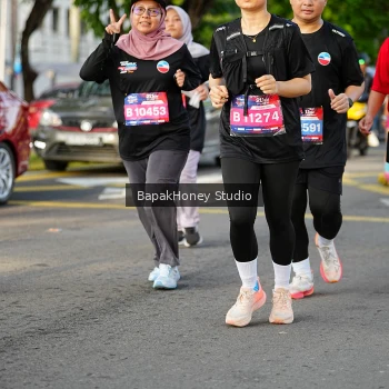 Runner Photo 4045256