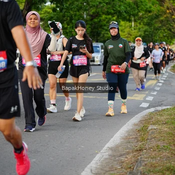 Runner Photo 4045324