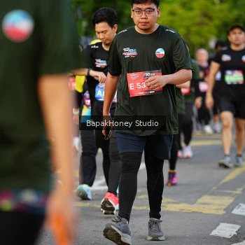 Runner Photo 4045329