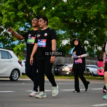 Runner Photo 4045340