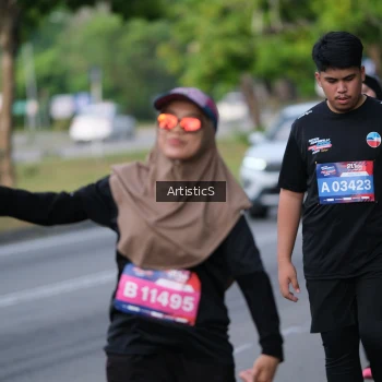 Runner Photo 4045365