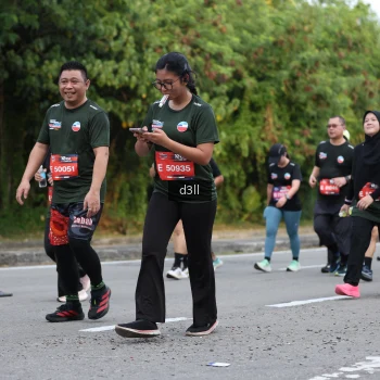 Runner Photo 4045371