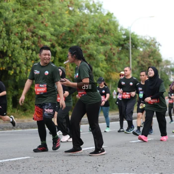Runner Photo 4045372