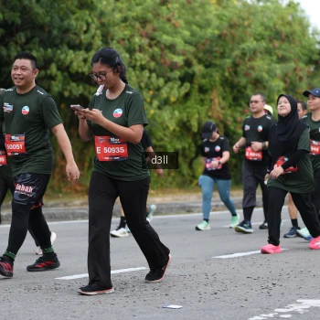 Runner Photo 4045374