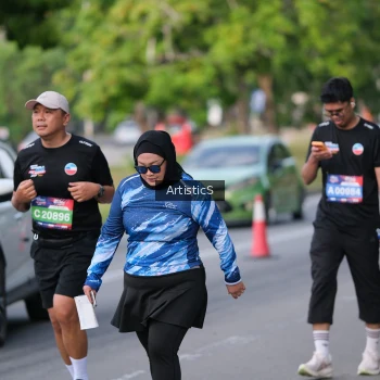 Runner Photo 4045421