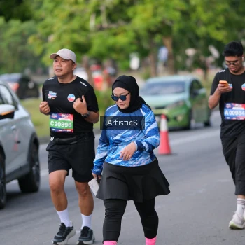 Runner Photo 4045427