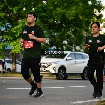 Runner Photo 4045454