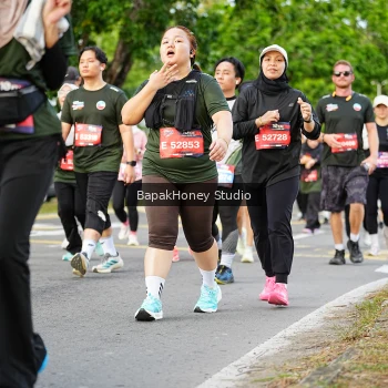 Runner Photo 4045513
