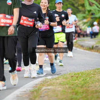 Runner Photo 4045549