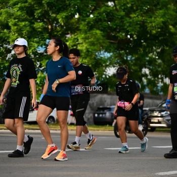 Runner Photo 4045576
