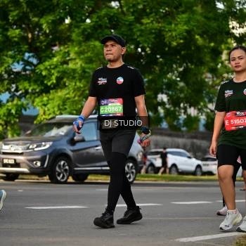 Runner Photo 4045618